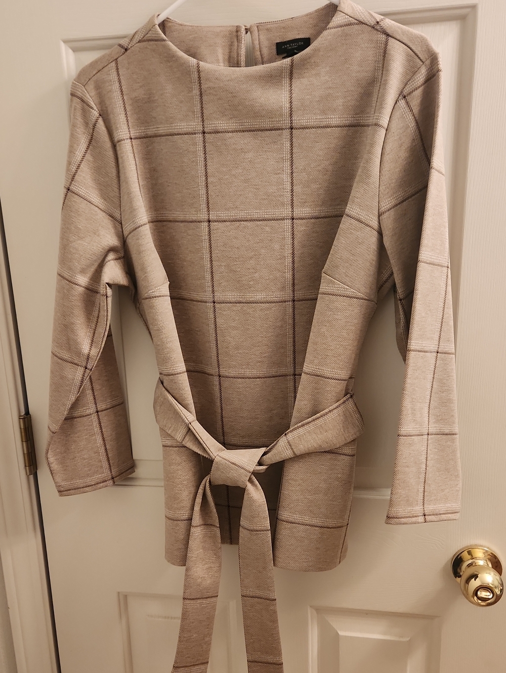 Ann Taylor Beige Windowpane Tie-Waist Top